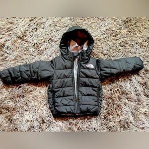 The Northface reversible kids jacket 2T
